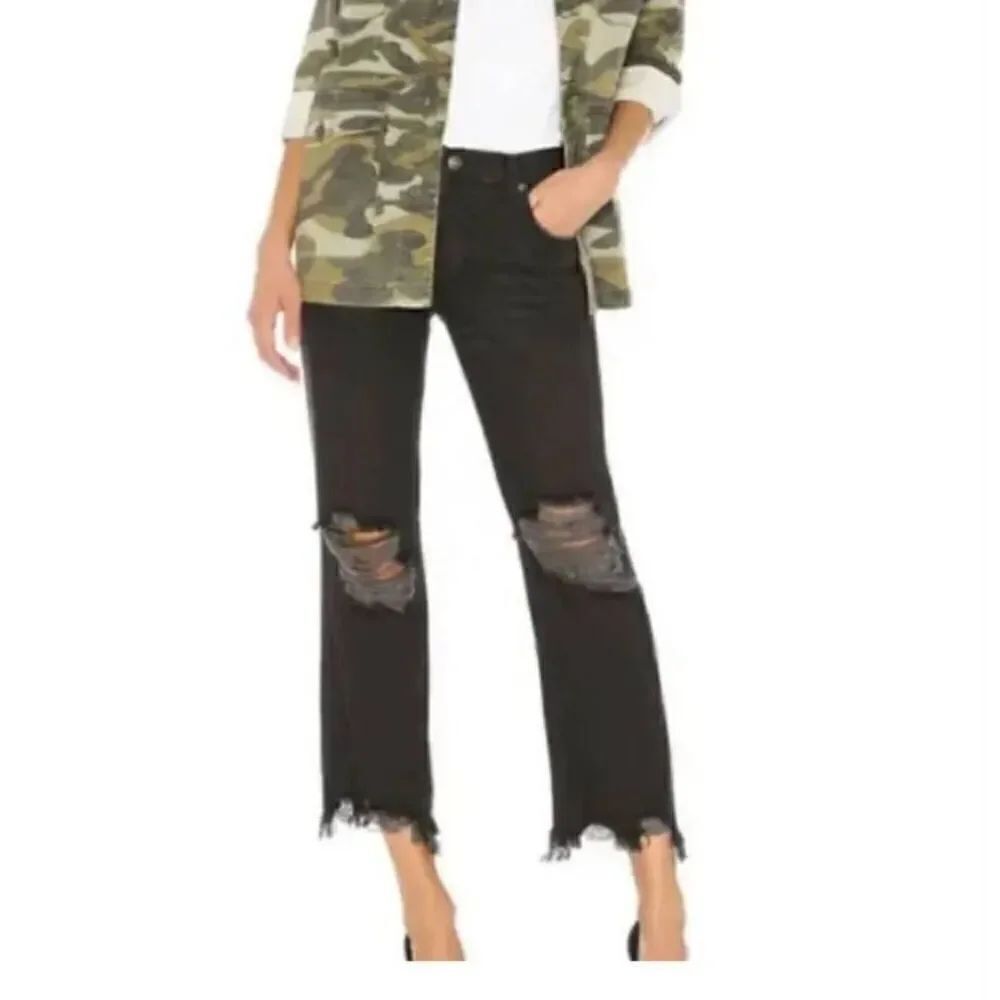 Free People Maggie Mid-R Straight-L Fray Distressed Jeans 25